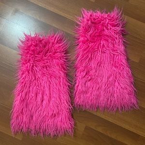 Preloved Super Cute Pink Fuzzy Fluffy Leg Warmers/Boot Covers